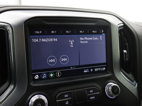 Used 2022 GMC Sierra 2500 SLE w/ SLE Value Package; AWD/4WD image 45