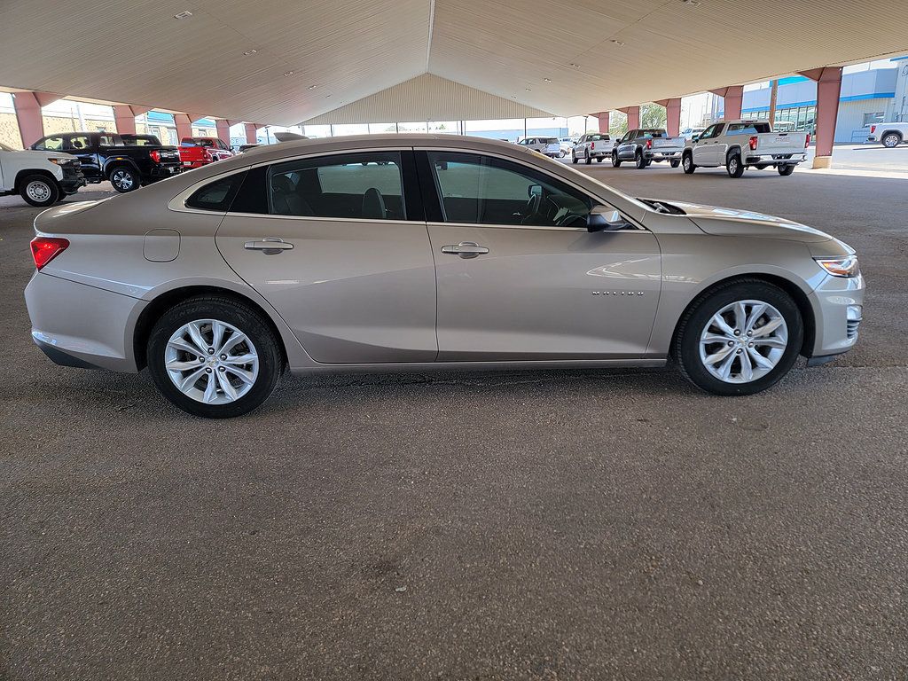Used 2025 Chevrolet Malibu LT FWD image 6
