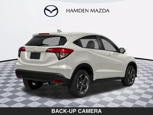 Used 2018 Honda HR-V EX image 2