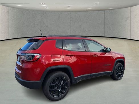 New 2026 Jeep Compass Latitude w/ Quick Order Package 29K AWD/4WD image 5