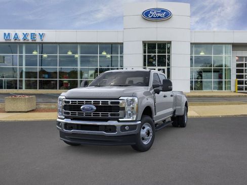 New 2026 Ford F350 XLT w/ 360-Degree Camera Package image 2