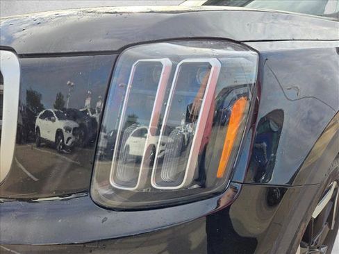 Used 2025 Kia Telluride S AWD/4WD image 8