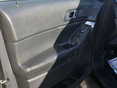 Used 2018 Ford Explorer Police Interceptor Utility AWD image 12