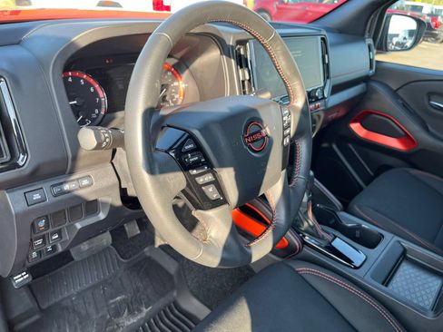 Used 2025 Nissan Frontier PRO-4X w/ Interior Protection Package AWD/4WD image 15