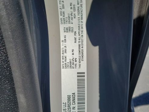 Used 2025 Chrysler Pacifica Select FWD image 30