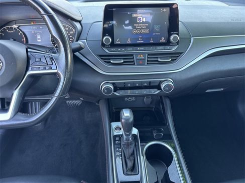 Used 2024 Nissan Altima 2.5 SR image 28