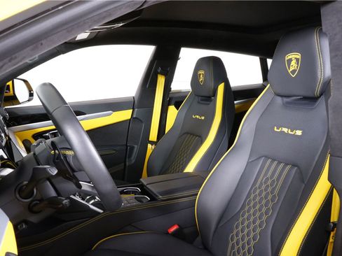 Used 2023 Lamborghini Urus S AWD/4WD image 24