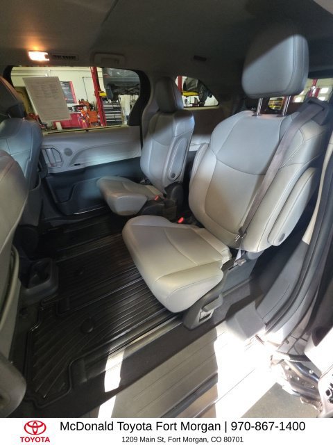 Used 2024 Toyota Sienna XLE w/ XLE Plus Package AWD/4WD image 12