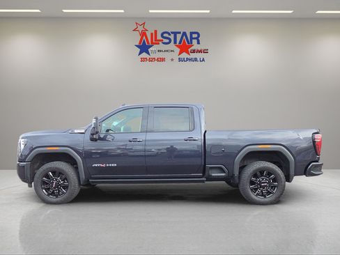 Used 2024 GMC Sierra 2500 AT4 w/ AT4 Premium Plus Package AWD/4WD image 4
