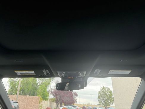 New 2026 Subaru Uncharted AWD image 19