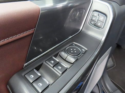 Used 2022 Ford F150 Lariat w/ Equipment Group 502A High image 57