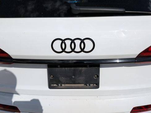 Used 2022 Audi Q7 3.0T Premium Plus AWD/4WD image 35