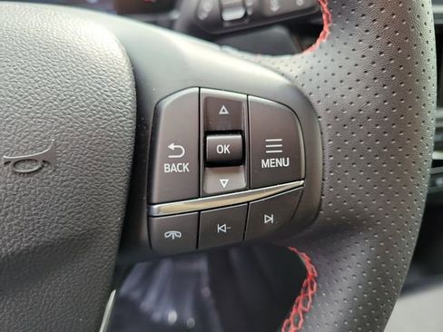 Used 2025 Ford Escape ST-Line w/ Equipment Group 301A image 6