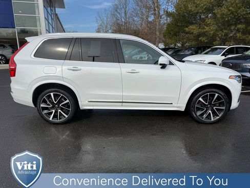 Certified 2023 Volvo XC90 B6 Plus image 9