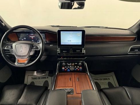 Used 2020 Lincoln Navigator L Reserve w/ Luxury Package AWD/4WD image 25