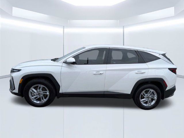 Certified 2026 Hyundai Tucson SE FWD image 8