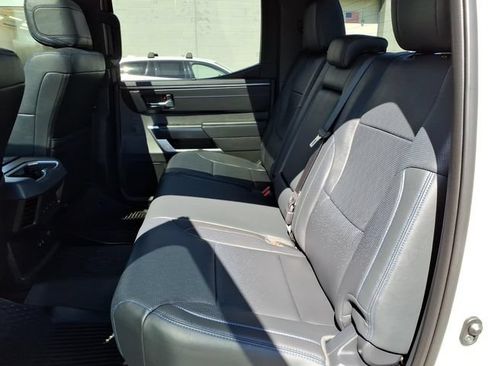 Used 2025 Toyota Tundra Platinum AWD/4WD image 16
