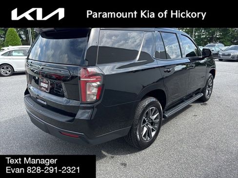 Used 2023 Chevrolet Tahoe Z71 w/ Luxury Package AWD/4WD image 7
