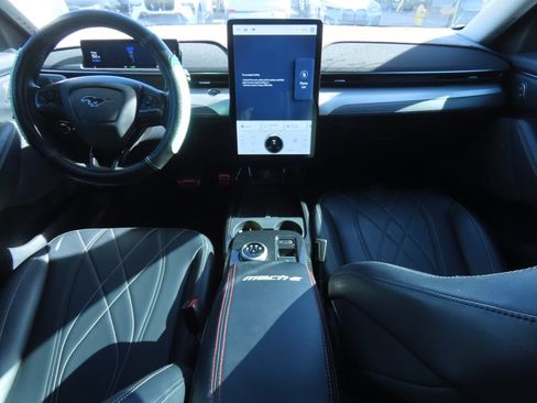 Used 2022 Ford Mustang Mach-E Select RWD image 7