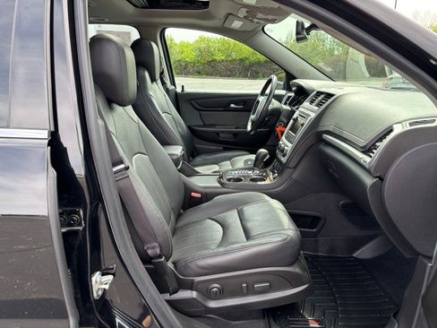 Used 2017 GMC Acadia Limited SLT image 24