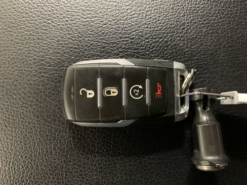 Used 2023 RAM 1500 Big Horn AWD/4WD image 14