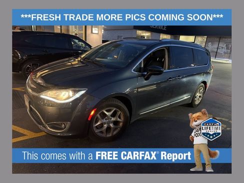 Used 2020 Chrysler Pacifica Touring-L Plus w/ Tire & Wheel Group FWD image 1