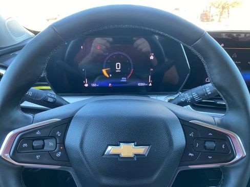 Used 2024 Chevrolet Trax LT w/ Driver Confidence Package image 25