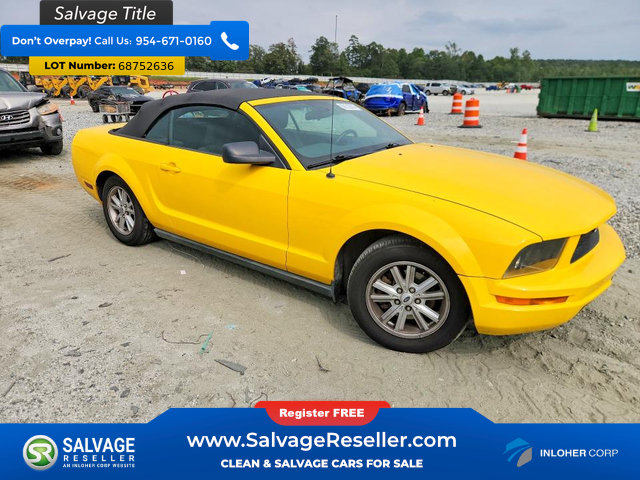 Used 2005 Ford Mustang Convertible RWD image 5