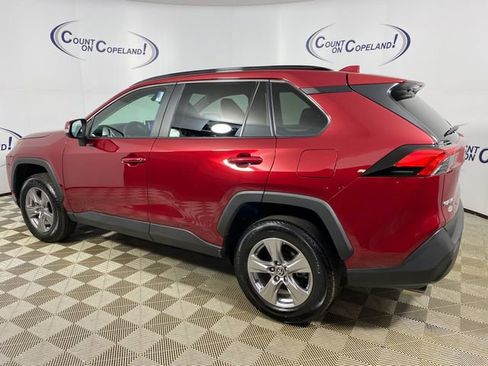 Used 2025 Toyota RAV4 XLE image 4