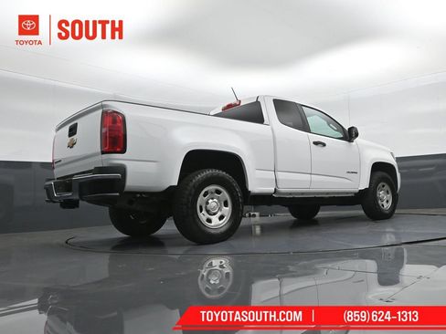 Used 2018 Chevrolet Colorado W/T RWD image 30