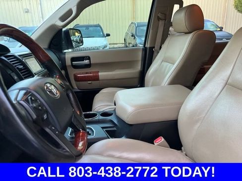 Used 2018 Toyota Sequoia Platinum AWD/4WD image 9