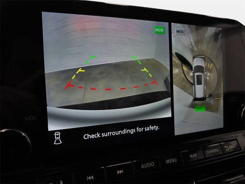 Used 2022 Nissan Pathfinder SL image 23