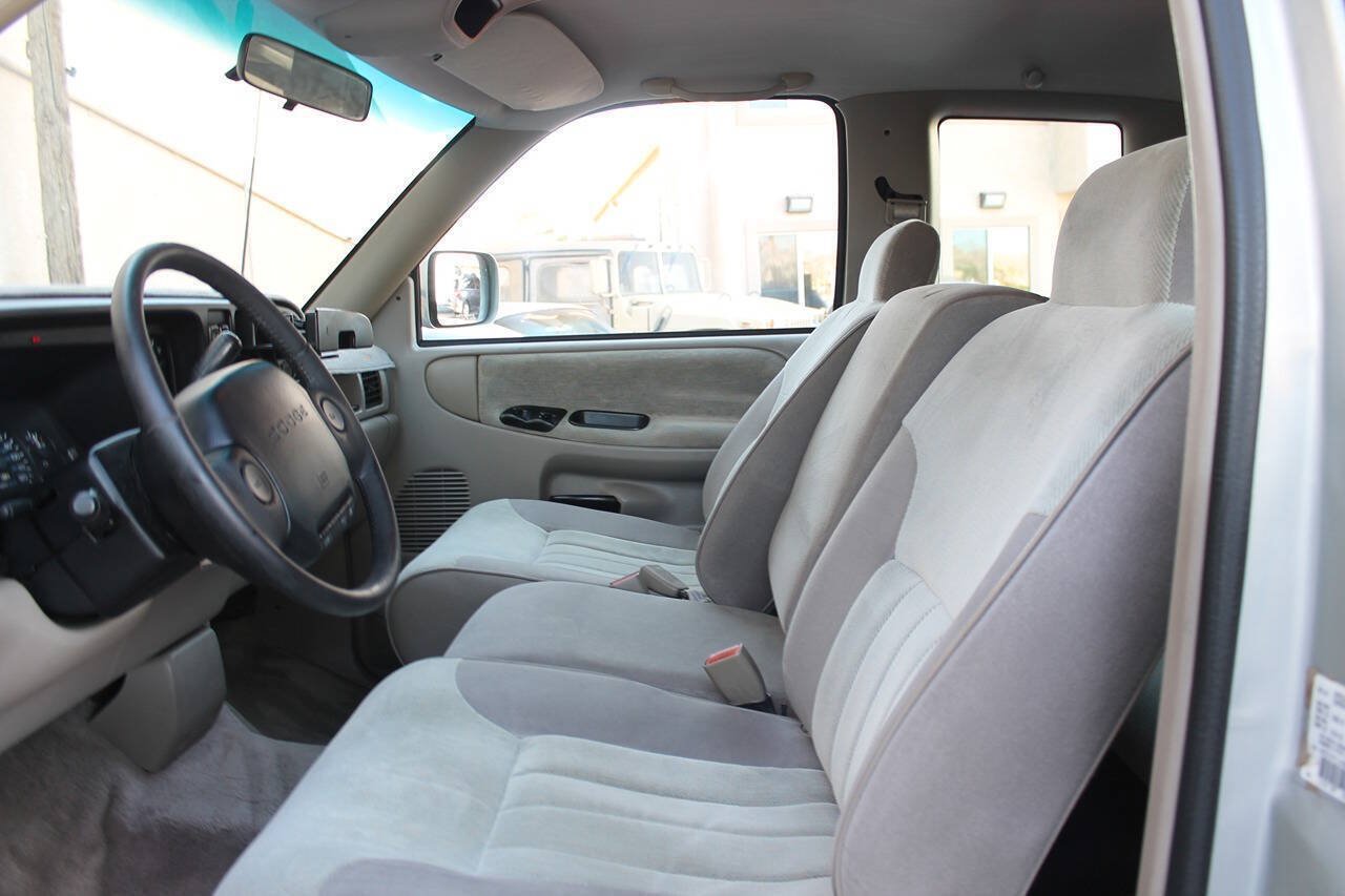 Used 1996 Dodge Ram 1500 Truck 2WD Club Cab image 25
