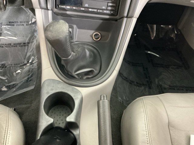 Used 2000 Ford Mustang GT RWD image 18