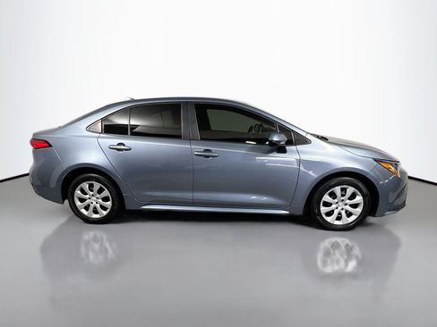 Used 2024 Toyota Corolla LE FWD image 3