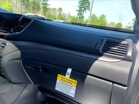 Used 2025 Honda Ridgeline RTL image 18