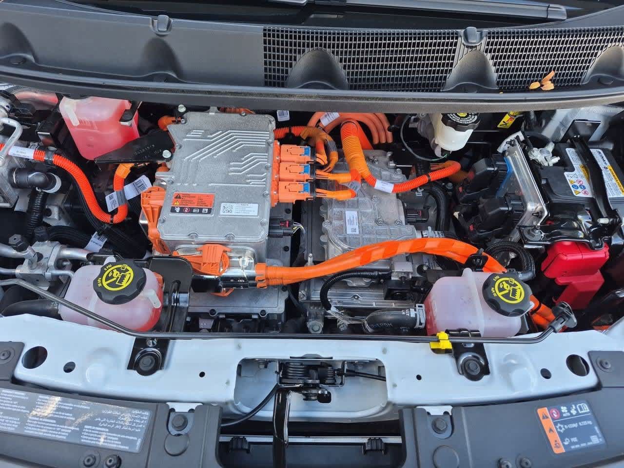 Used 2023 Chevrolet Bolt LT w/ Infotainment Package FWD image 14
