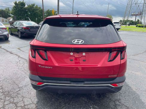 Used 2022 Hyundai Tucson SE w/ Cargo Package FWD image 8