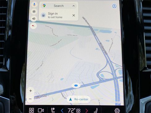 Certified 2024 Volvo XC90 B6 Ultimate w/ Lounge Package image 31