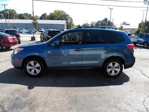 Used 2015 Subaru Forester 2.5i Premium AWD/4WD image 5