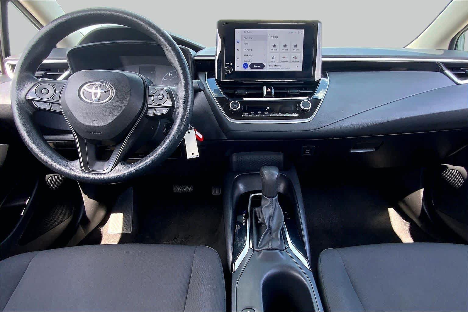 Used 2024 Toyota Corolla LE FWD image 15