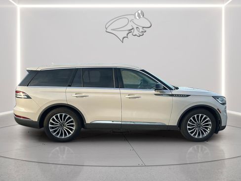 Used 2020 Lincoln Aviator Reserve w/ Equipment Group 201A image 6