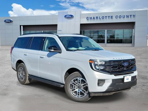 New 2025 Ford Expedition Active RWD image 1