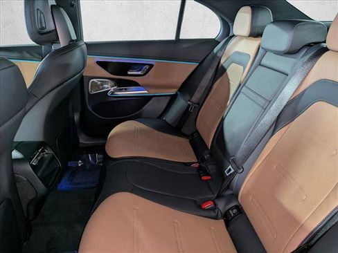 New 2026 Mercedes-Benz E 53 AMG e 4MATIC Sedan image 18