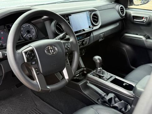 Used 2023 Toyota Tacoma TRD Sport w/ TRD Premium Sport Package image 10