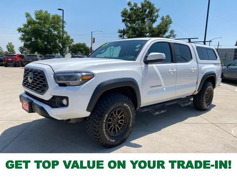 Used 2020 Toyota Tacoma TRD Off-Road w/ TRD Premium Off Road Package AWD/4WD image 1