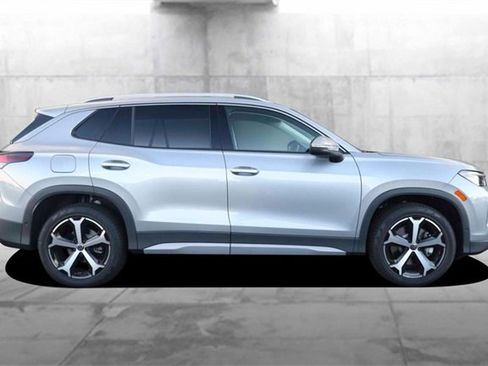 New 2025 Volkswagen Tiguan SE image 5