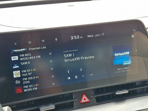 Used 2024 Kia Sportage EX AWD/4WD image 17