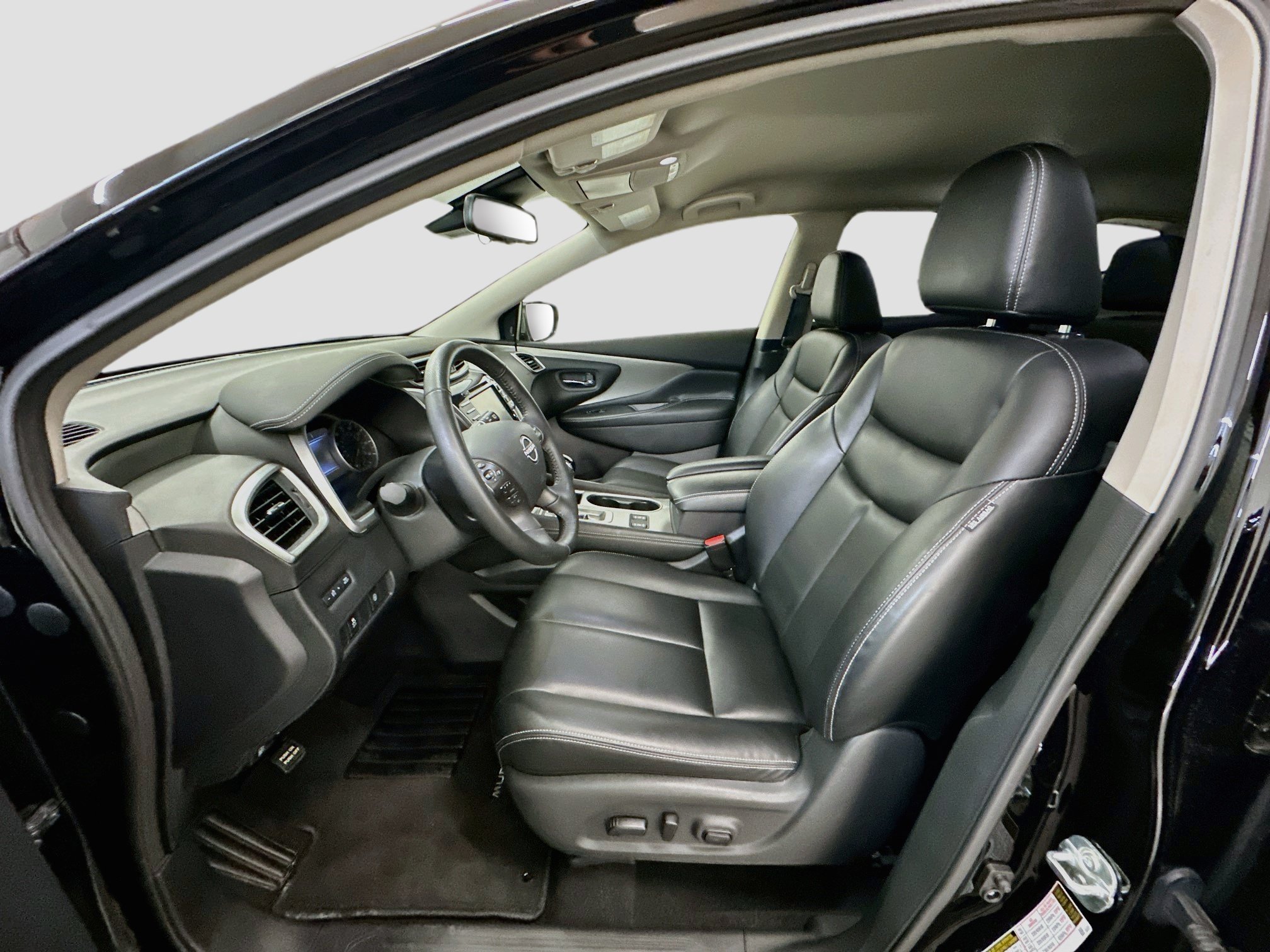 Used 2024 Nissan Murano SV AWD/4WD image 13