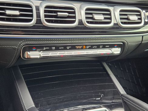 Used 2025 Mercedes-Benz GLE 53 AMG 4MATIC Coupe image 17